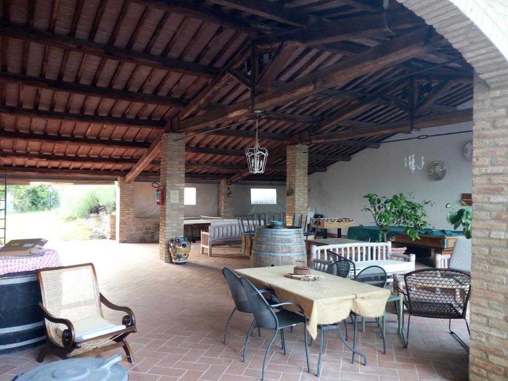 Podere Schioppello Casale Con Appartamenti Privati Cibottola Экстерьер фото